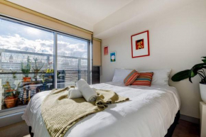 Bright, Chic, Stylish Beachside Home - Free Parking For Small Car Melbourne